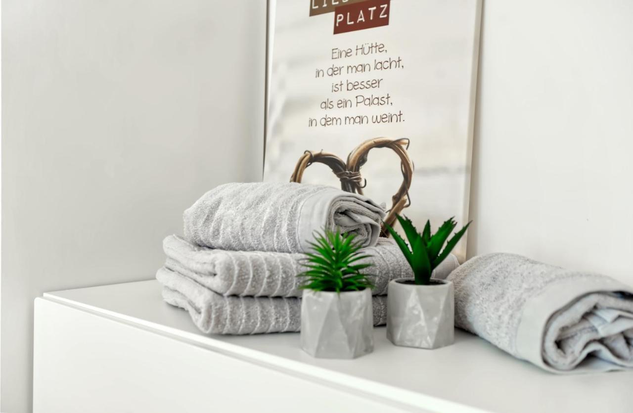 Modern Wohnen I Smart Tv I Terrasse I 2X Parkplatz I 2 Schlafzimmer I 6 Schlafplaetze Bad Oeynhausen Bagian luar foto